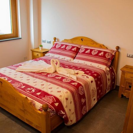 Sole Agriturismo Locatello Eksteriør billede