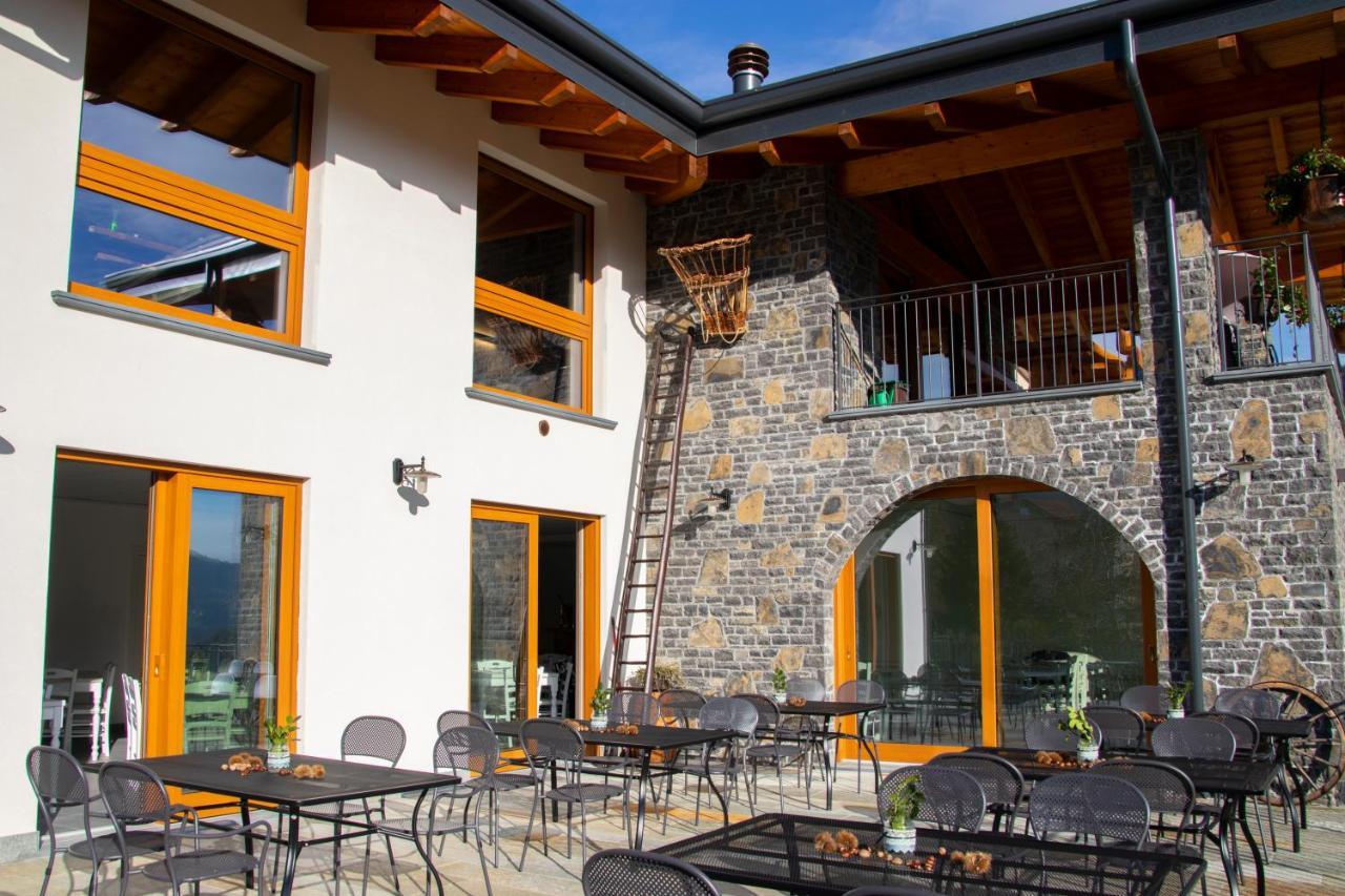 Sole Agriturismo Locatello Eksteriør billede